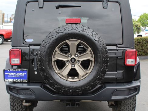 Used 2018 Jeep Wrangler Unlimited Sport w/ Power Convenience Group AWD/4WD image 5