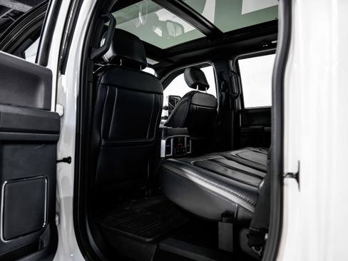 Used 2022 Ford F350 Platinum AWD/4WD image 34