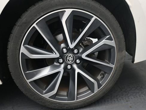 Used 2020 Toyota Corolla SE FWD image 15