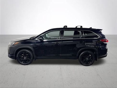 Used 2019 Toyota Highlander SE AWD/4WD image 9