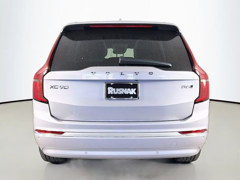 New 2026 Volvo XC90 B6 Plus w/ Protection Package Premier AWD/4WD image 6