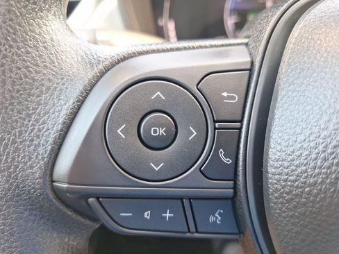 Used 2026 Toyota Corolla Cross L FWD image 20