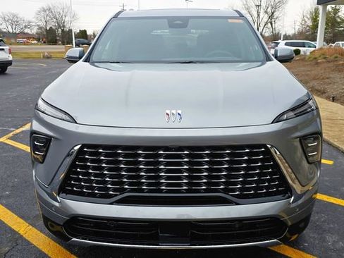 New 2026 Buick Enclave Avenir w/ Super Cruise Package image 2
