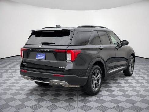 Certified 2025 Ford Explorer Active w/ Active Comfort Package AWD/4WD image 9
