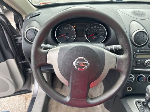 Used 2015 Nissan Rogue S image 10