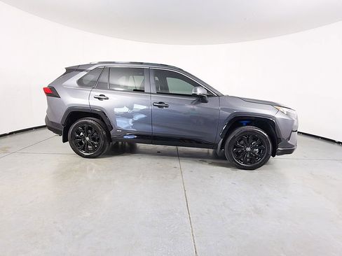 Used 2024 Toyota RAV4 SE AWD/4WD image 11