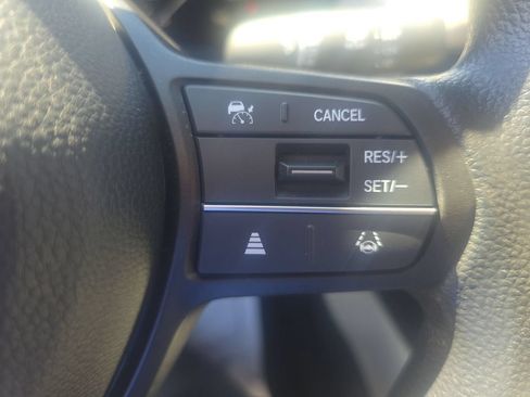 Used 2024 Honda HR-V LX image 30