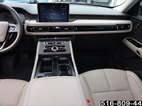 Used 2023 Lincoln Aviator Reserve w/ Elements Package Plus AWD/4WD image 19
