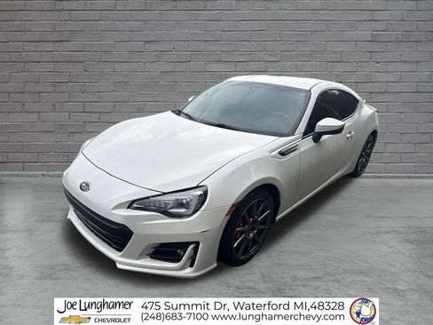 Used 2017 Subaru BRZ Limited w/ Performance Package RWD image 8