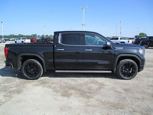 New 2026 GMC Sierra 1500 Denali w/ Denali Reserve Package AWD/4WD image 3