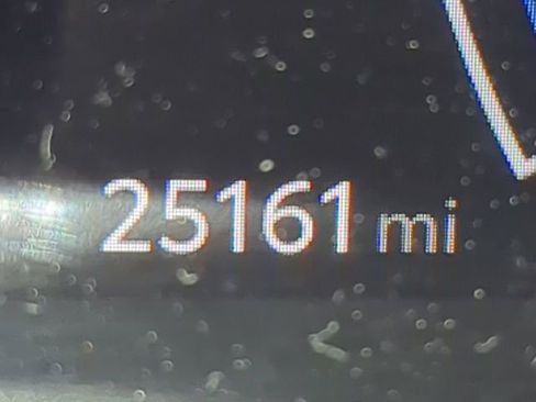 Used 2025 Toyota Camry SE image 31