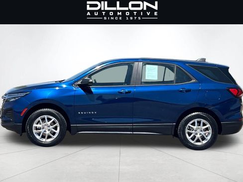 Used 2022 Chevrolet Equinox LS w/ LPO, Floor Liner Package AWD/4WD image 7