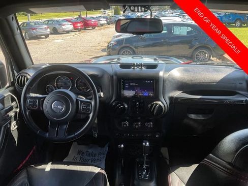 Used 2017 Jeep Wrangler Unlimited Rubicon image 15