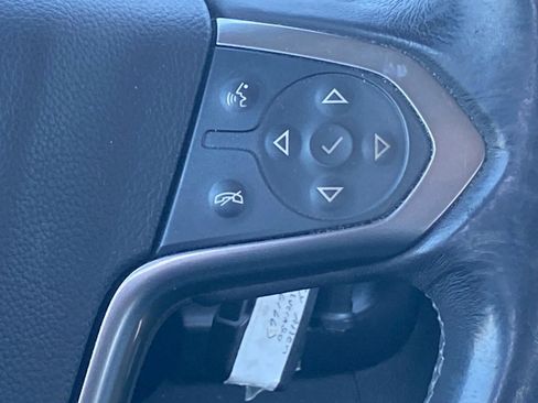 Used 2018 Chevrolet Silverado 1500 LT AWD/4WD image 8
