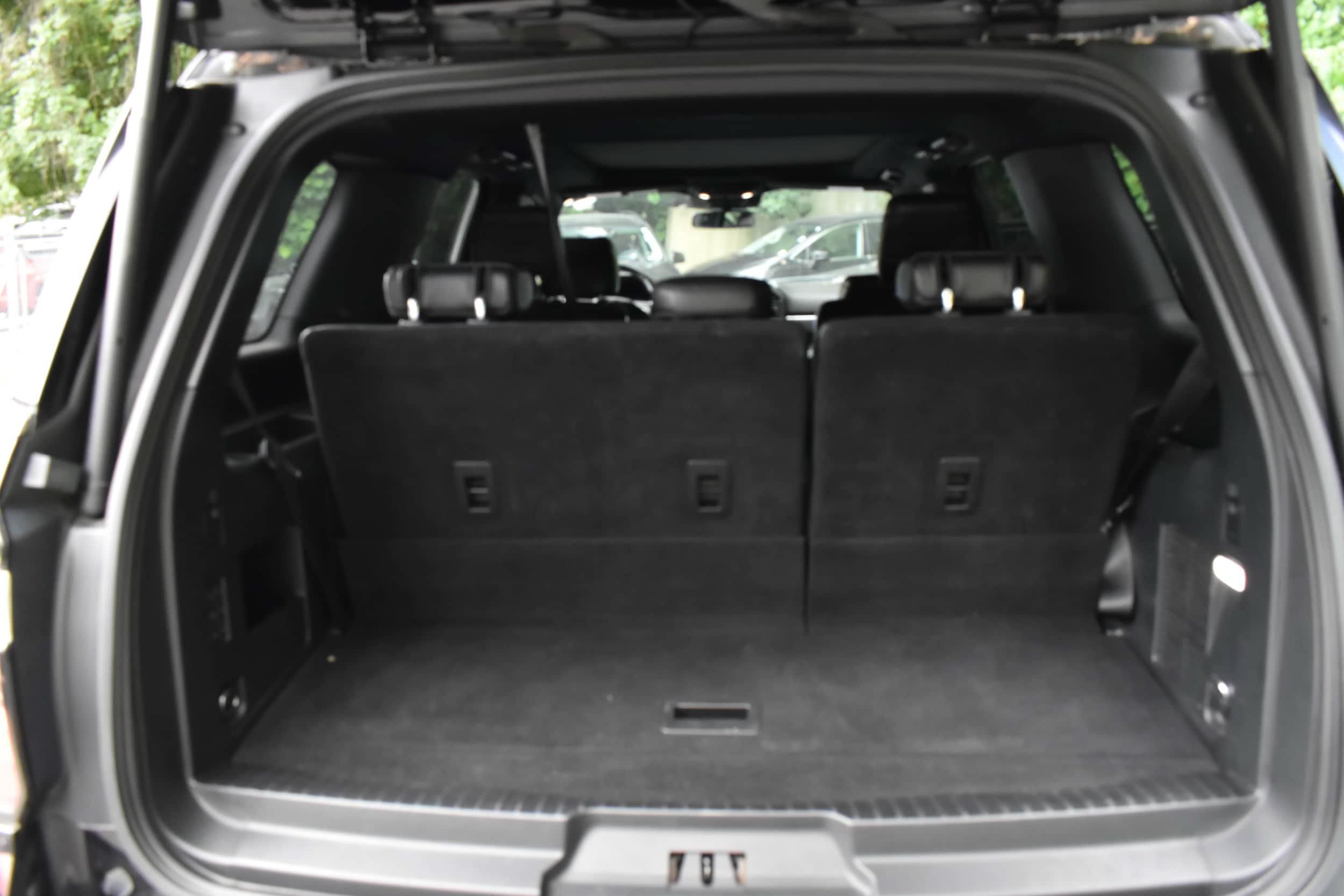 Used 2019 Ford Expedition Limited w/ Driver Assistance Package AWD/4WD image 12