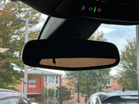 Used 2022 Buick Enclave Essence w/ Experience Buick Package image 65