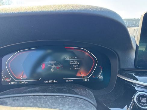 Used 2022 BMW 530i xDrive w/ Premium Package image 12