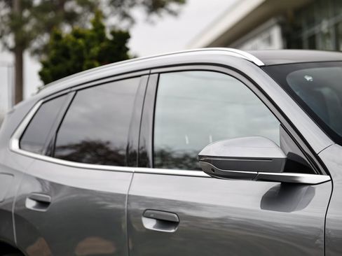 New 2026 BMW X3 xDrive30 w/ Premium Package image 3