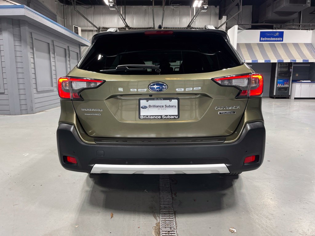 Certified 2025 Subaru Outback Touring AWD/4WD image 3