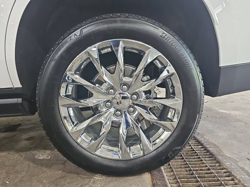 Used 2026 GMC Yukon Denali w/ Sun & Power Step Package AWD/4WD image 40