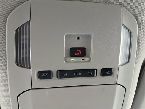 Used 2024 Toyota Highlander LE image 39