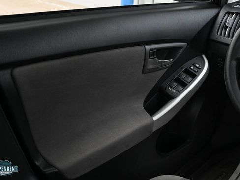 Used 2012 Toyota Prius Two image 9