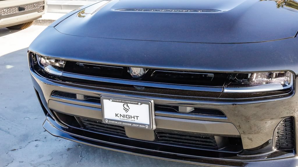 New 2026 Dodge Charger R/T w/ Blacktop Package AWD/4WD image 6