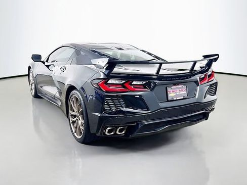 Used 2025 Chevrolet Corvette Stingray Preferred Cpe w/ 2LT image 8