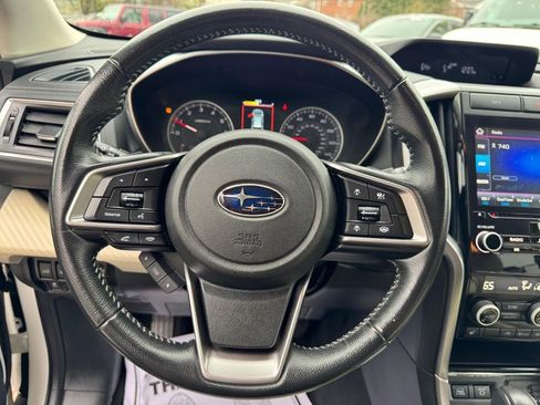 Used 2022 Subaru Ascent Premium w/ Convenience Package AWD/4WD image 26