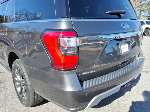 Used 2020 Ford Expedition Max Limited image 14