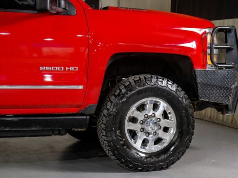 Used 2015 Chevrolet Silverado 2500 LTZ w/ Duramax Plus Package AWD/4WD image 7