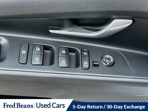 Used 2021 Hyundai Elantra SEL w/ Convenience Package FWD image 23