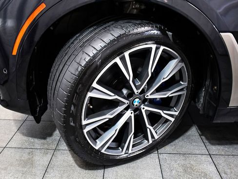 Used 2020 BMW X7 M50i AWD/4WD image 7