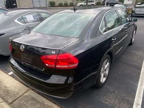Used 2012 Volkswagen Passat 2.5 SE FWD image 4