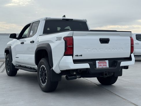 New 2026 Toyota Tacoma TRD Off-Road AWD/4WD image 12