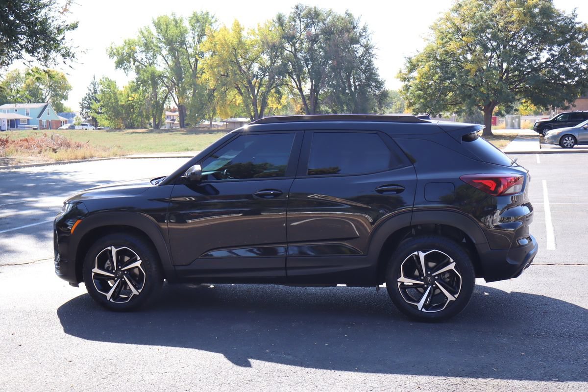 Used 2021 Chevrolet TrailBlazer RS w/ Technology Package AWD/4WD image 8