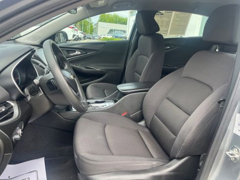 Used 2023 Chevrolet Malibu LT FWD image 26