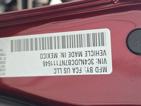 Used 2022 Jeep Compass Limited image 41