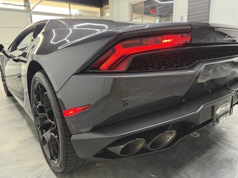 Used 2017 Lamborghini Huracan LP 610-4 AWD/4WD image 34