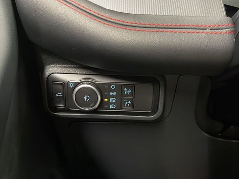 Used 2025 Ford Explorer ST-Line w/ ST-Line Street Pack image 15