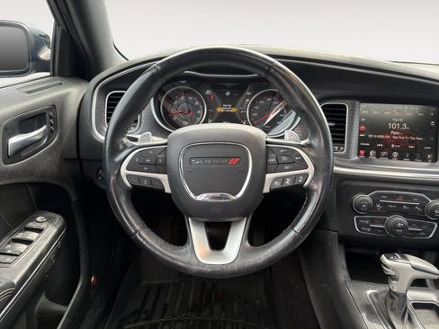 Used 2016 Dodge Charger R/T w/ Premium Group RWD image 12