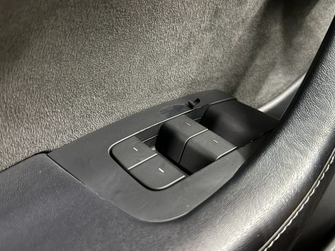 Used 2022 Tesla Model 3 Performance AWD/4WD image 24