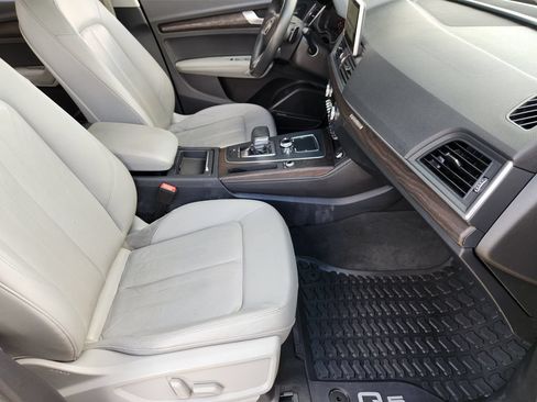Used 2018 Audi Q5 Prestige w/ Prestige Package AWD/4WD image 16