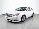 Used 2011 Toyota Avalon Limited image 3