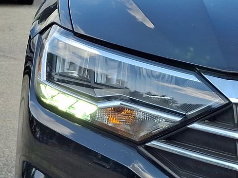 Used 2019 Volkswagen Jetta S w/ Driver Assistance Package FWD image 9