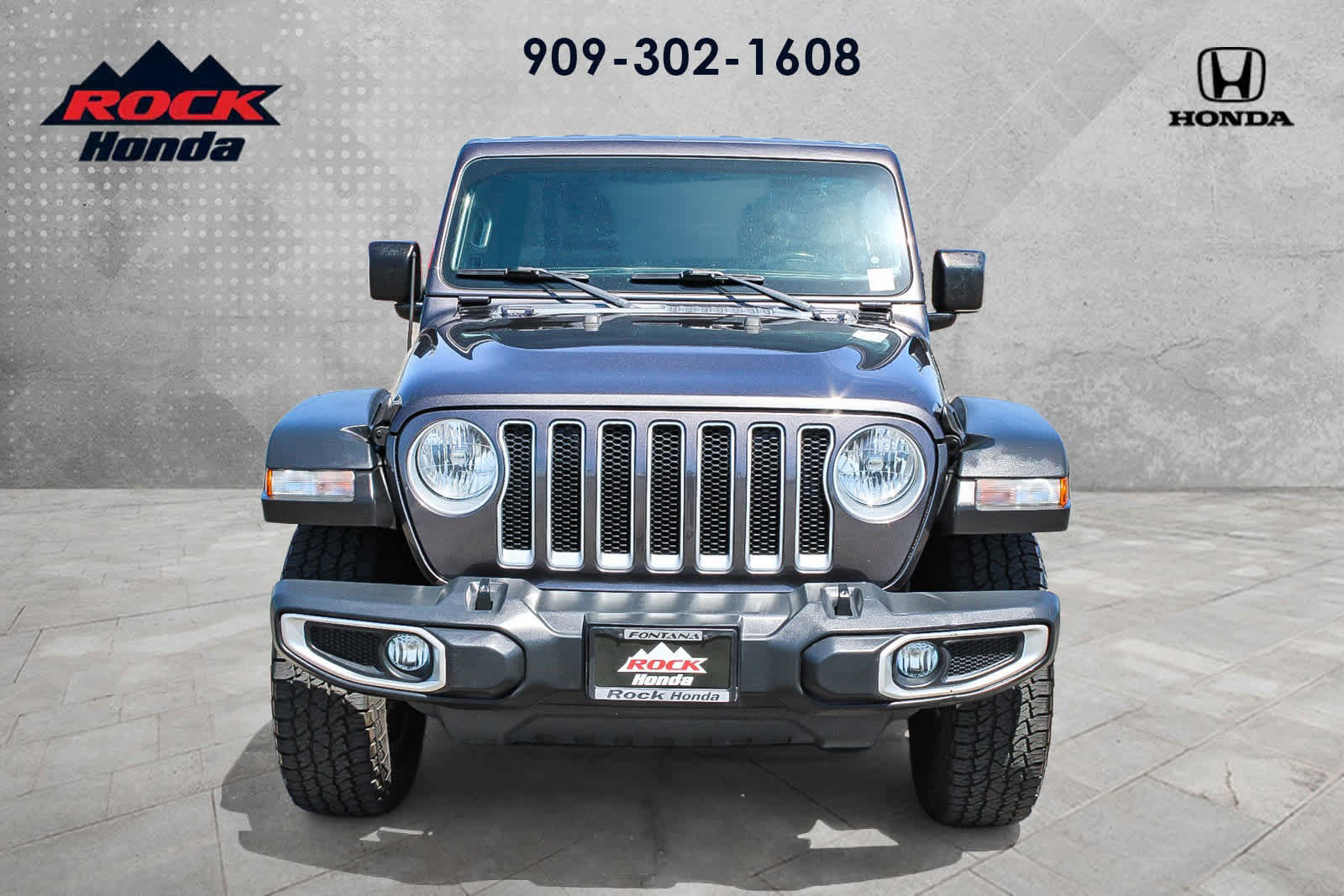 Used 2020 Jeep Wrangler Unlimited Sahara AWD/4WD image 2