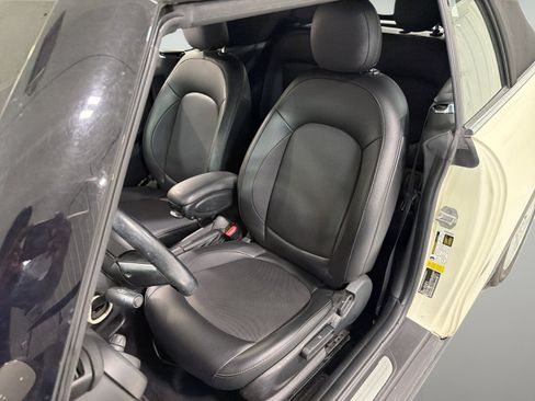 Used 2019 MINI Cooper Convertible FWD image 9