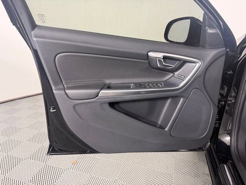 Used 2016 Volvo V60 T5 Premier image 19