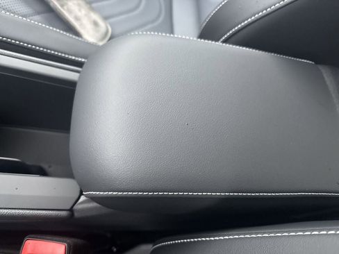 New 2026 Volkswagen Tiguan SE image 36