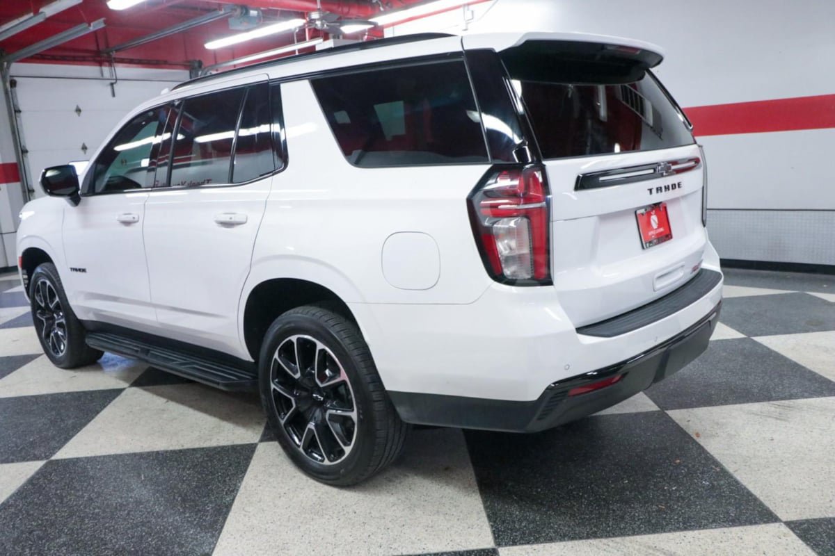 Used 2023 Chevrolet Tahoe RST AWD/4WD image 6